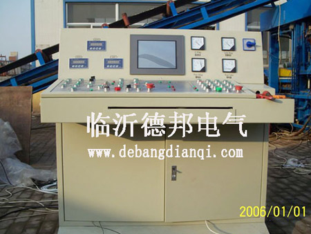 PLC、觸摸屏控制系統(tǒng)214